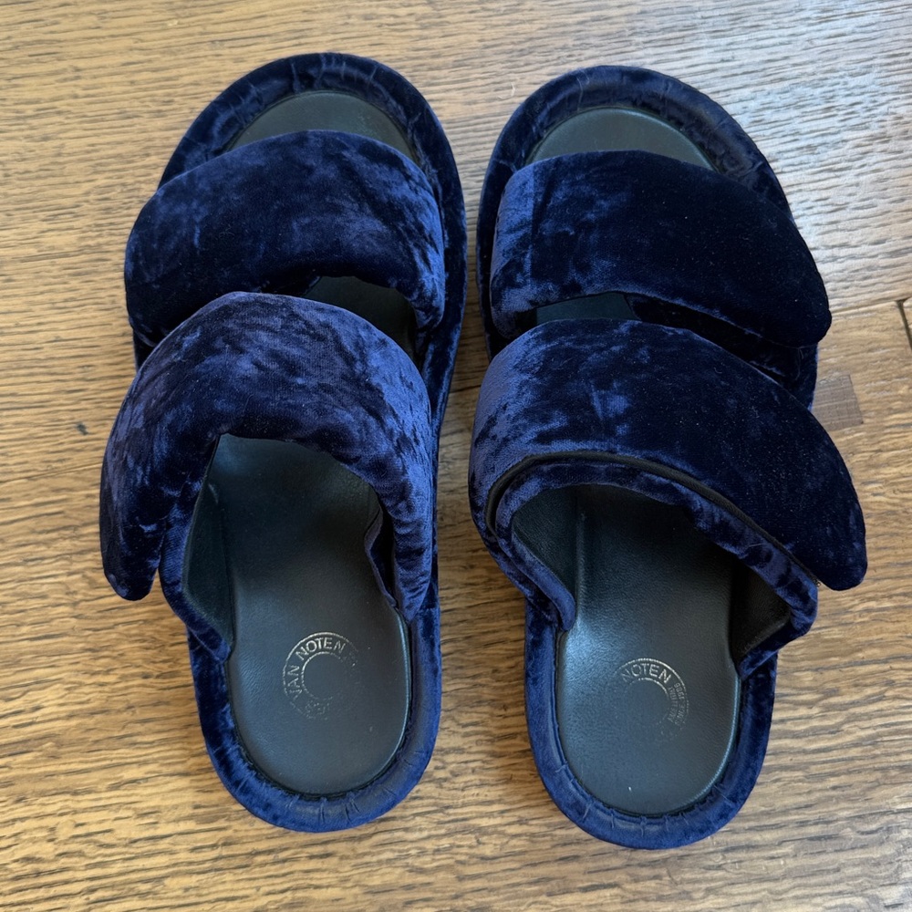 Dries Van Noten Navy Blue Velvet Mules - Picture 7 of 7